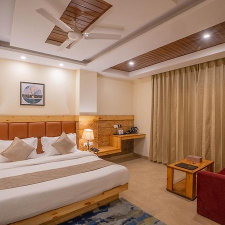 Perfectstayz Vista 5 Min Walk To Mall Road 무소리에 외부 사진