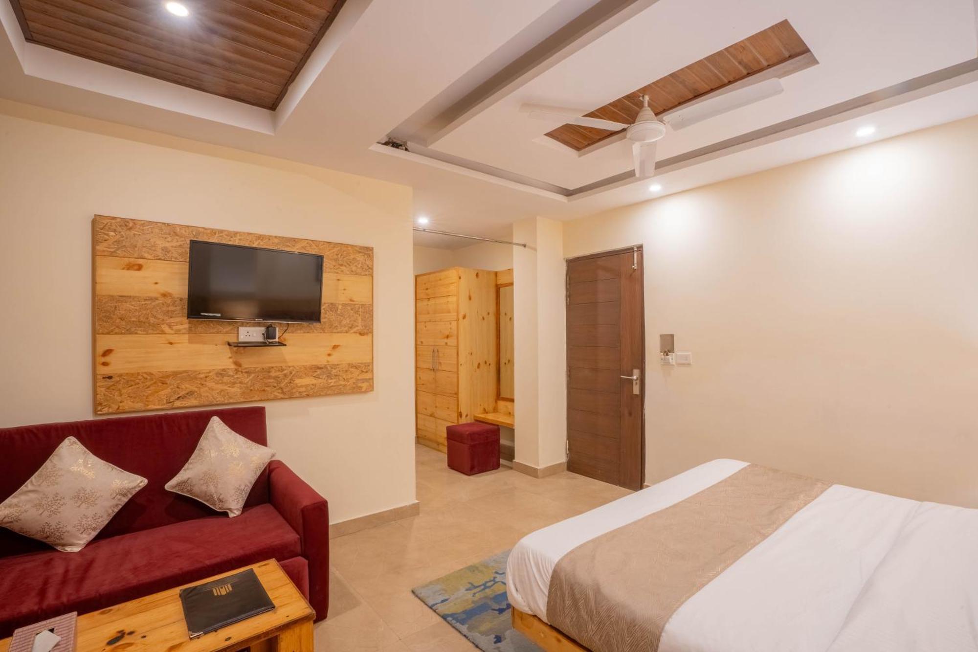 Perfectstayz Vista 5 Min Walk To Mall Road 무소리에 외부 사진