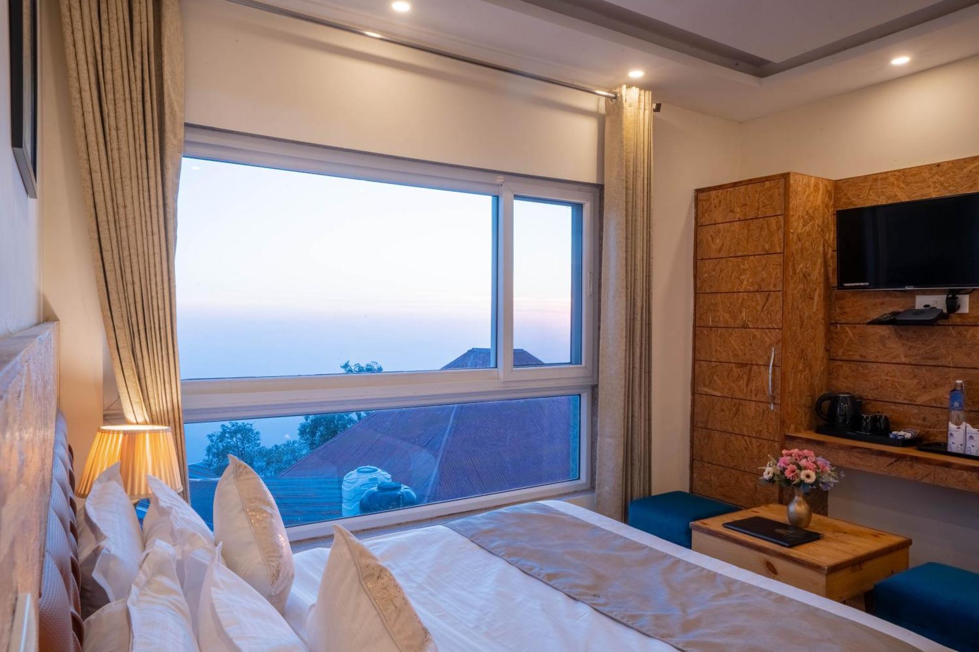 Perfectstayz Vista 5 Min Walk To Mall Road 무소리에 외부 사진