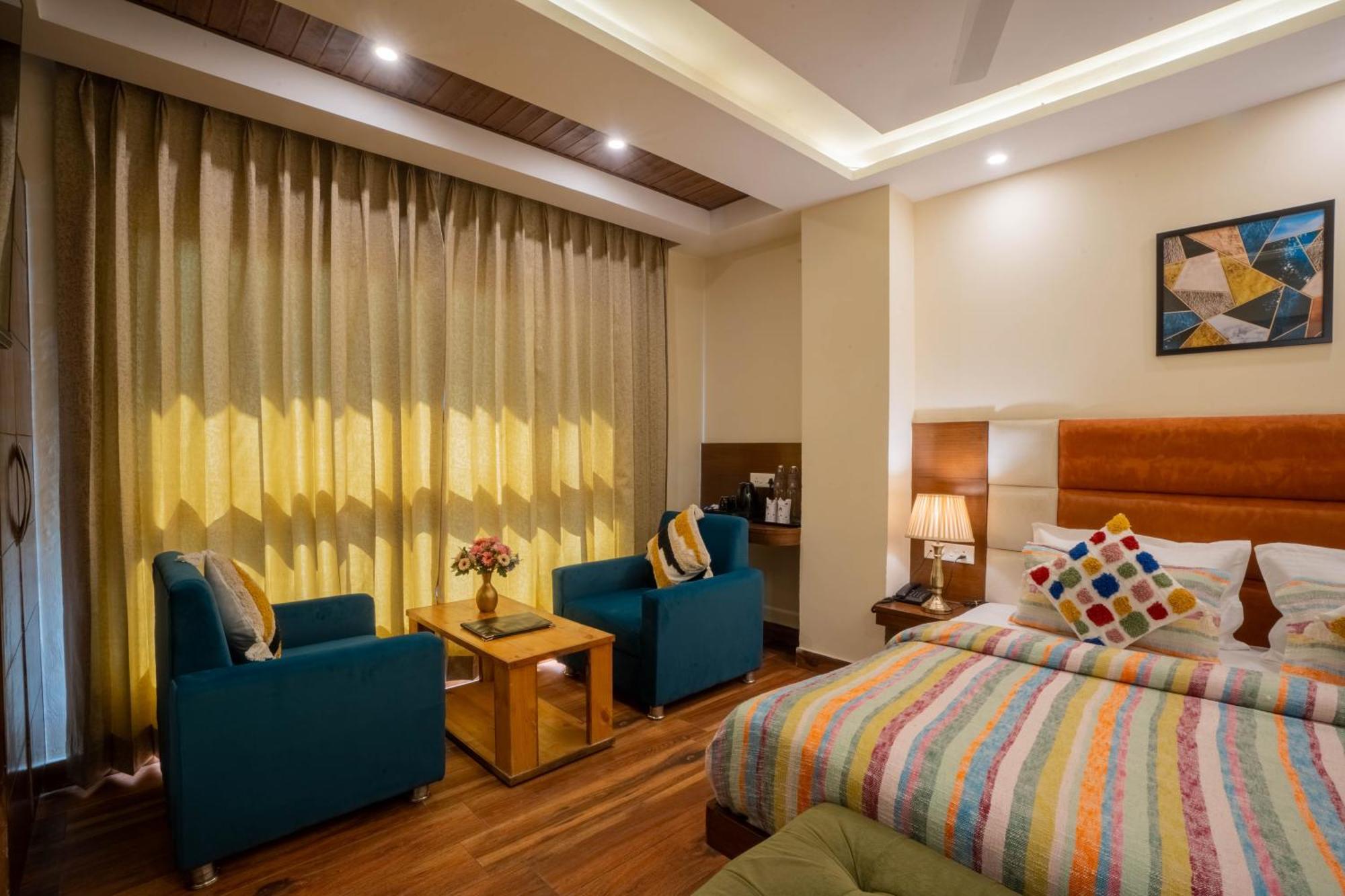 Perfectstayz Vista 5 Min Walk To Mall Road 무소리에 외부 사진