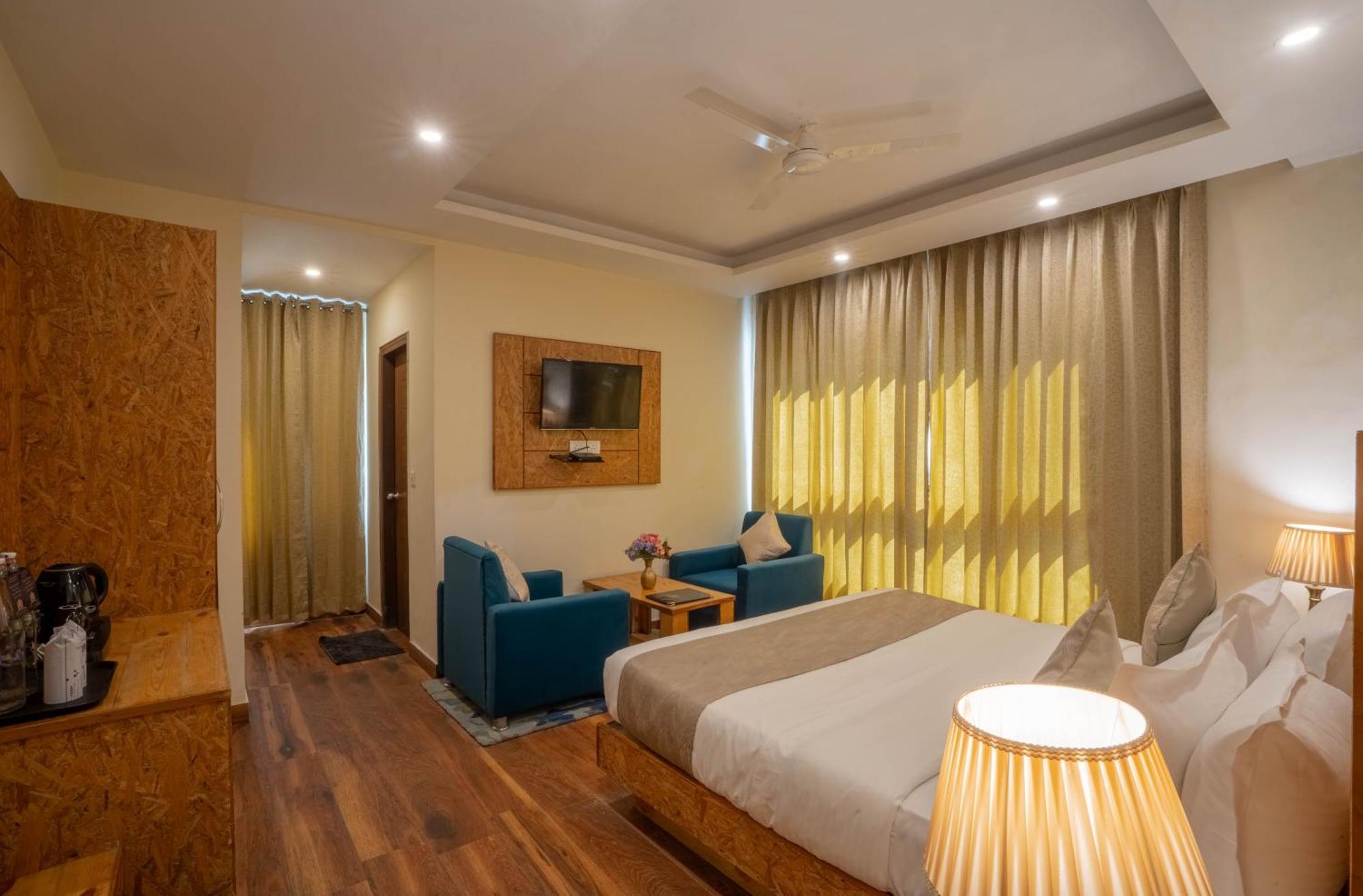 Perfectstayz Vista 5 Min Walk To Mall Road 무소리에 외부 사진