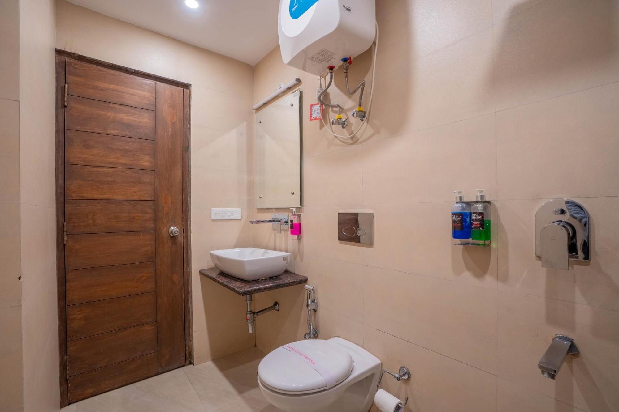 Perfectstayz Vista 5 Min Walk To Mall Road 무소리에 외부 사진