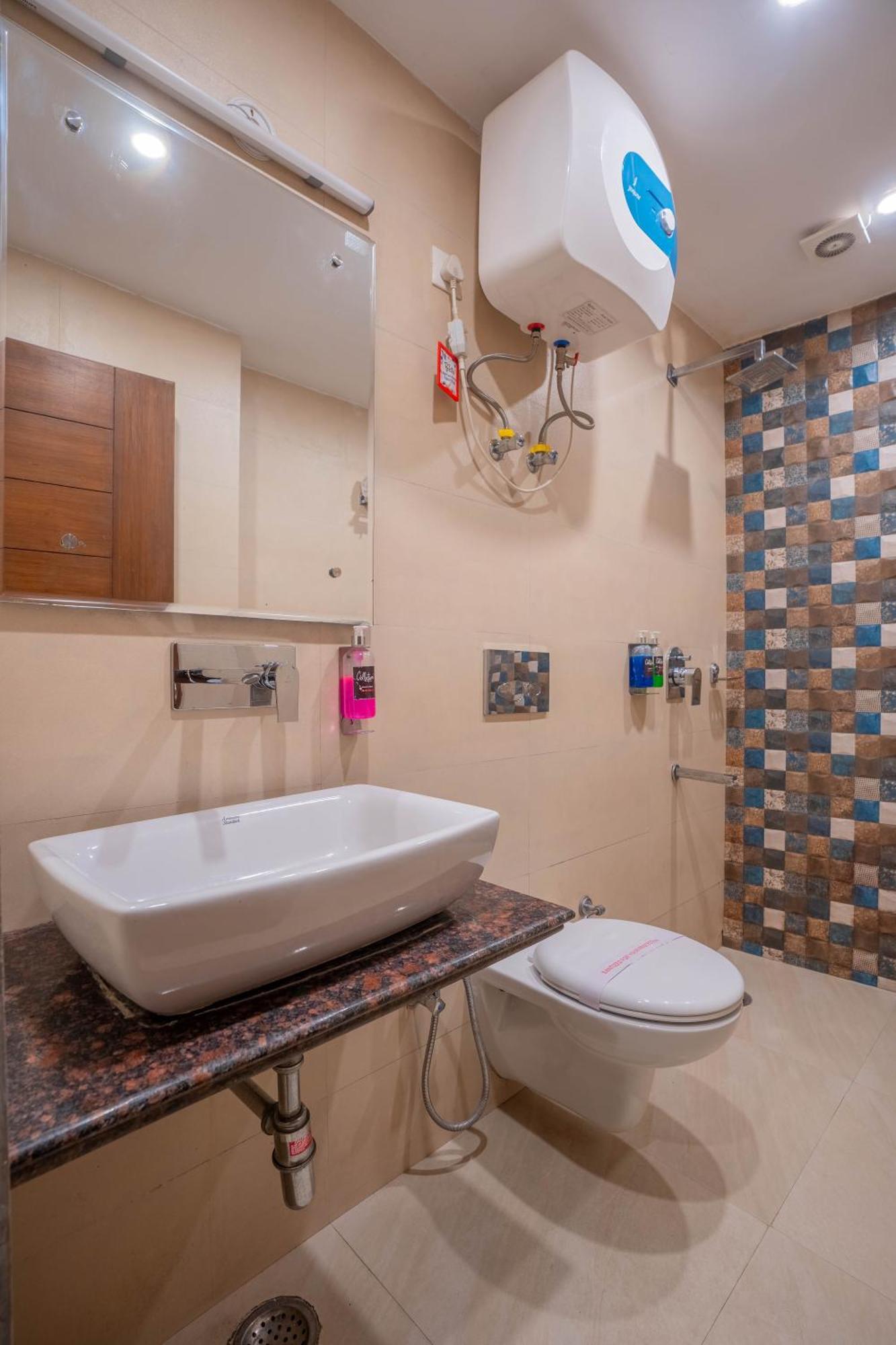 Perfectstayz Vista 5 Min Walk To Mall Road 무소리에 외부 사진