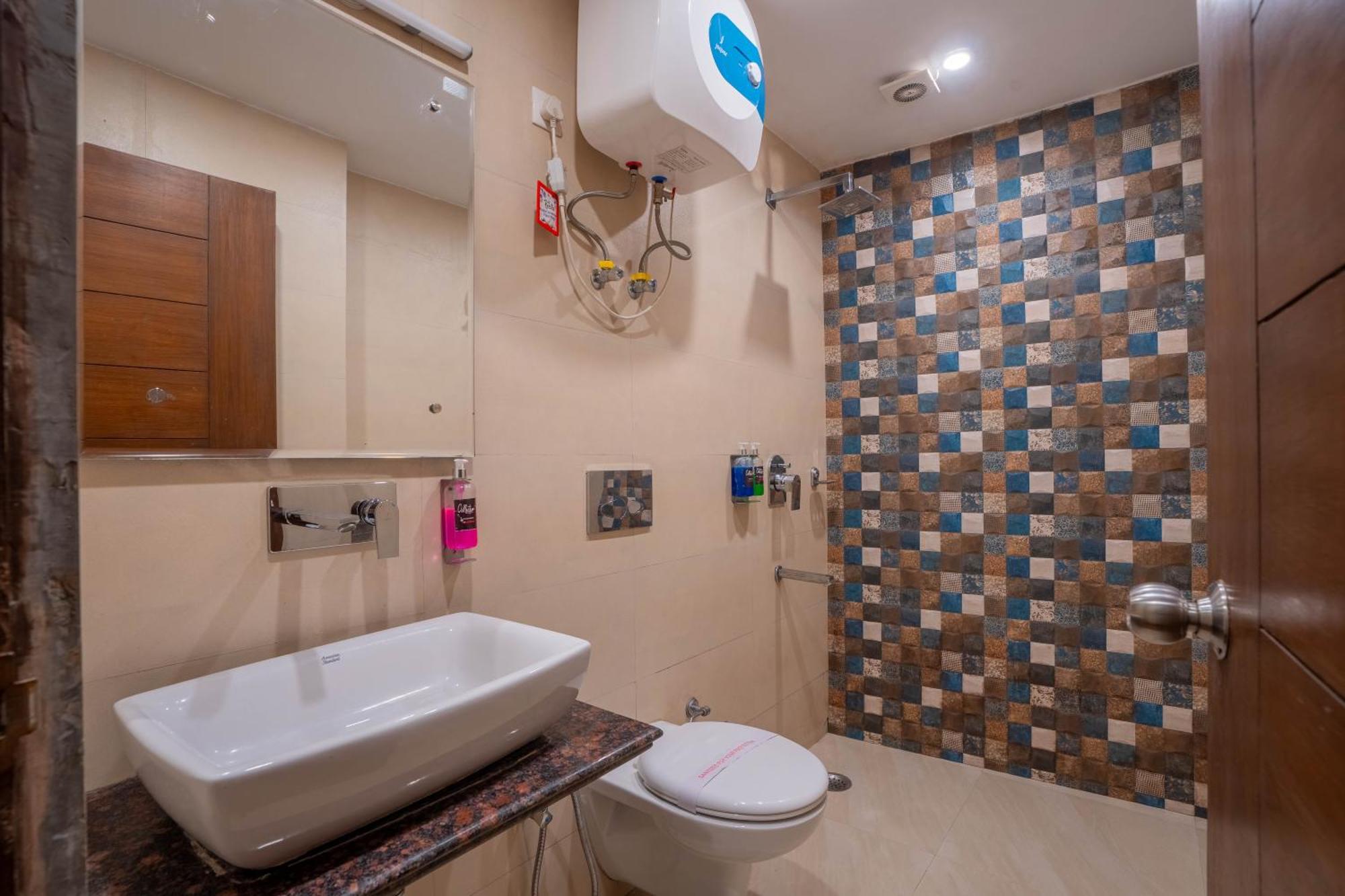 Perfectstayz Vista 5 Min Walk To Mall Road 무소리에 외부 사진